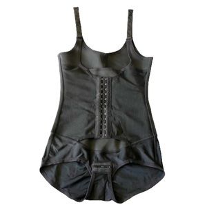 NWOT one piece adjustable bodysuit shapewear size S